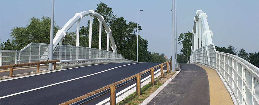 Oostkamp road bridge